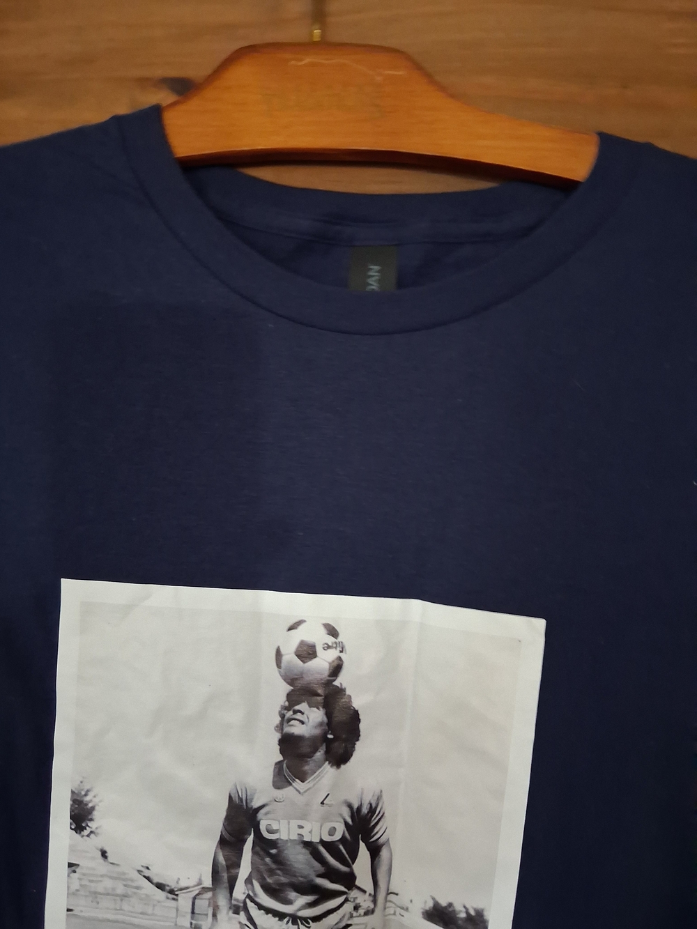 Diego Maradona T Shirt XL BY Gildan - Picture 5 of 7
